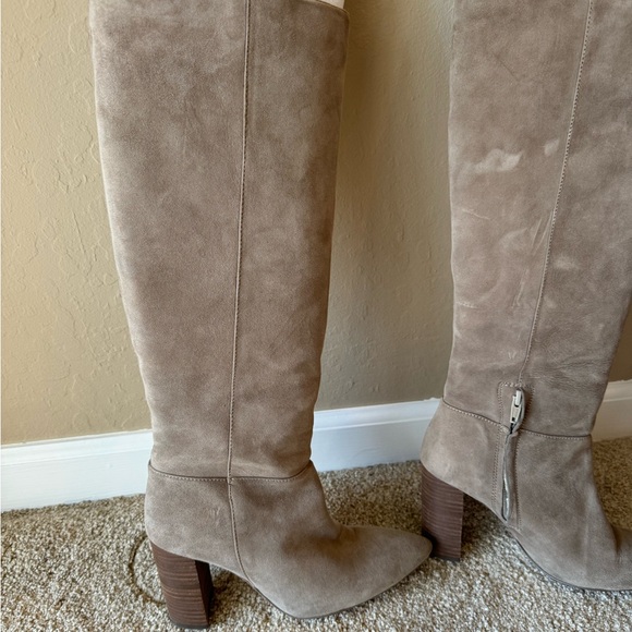 Knee High Steve Madden Boots - Picture 1 of 9